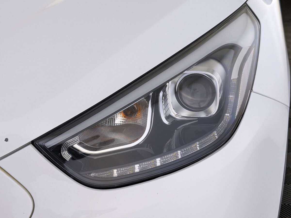 Купить Hyundai ix35 с пробегом. Фото: #10
