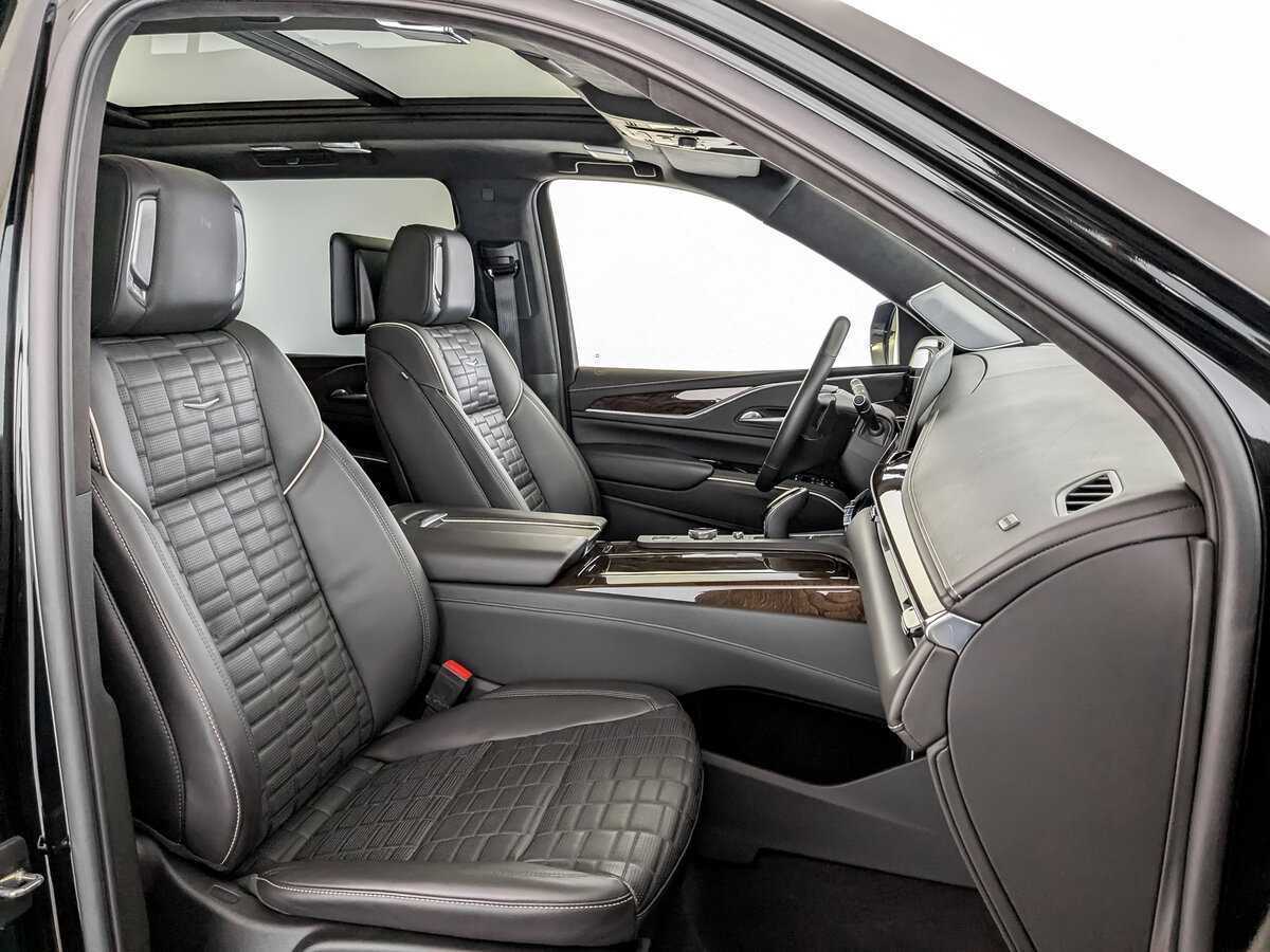 Купить Cadillac Escalade с пробегом. Фото: #24
