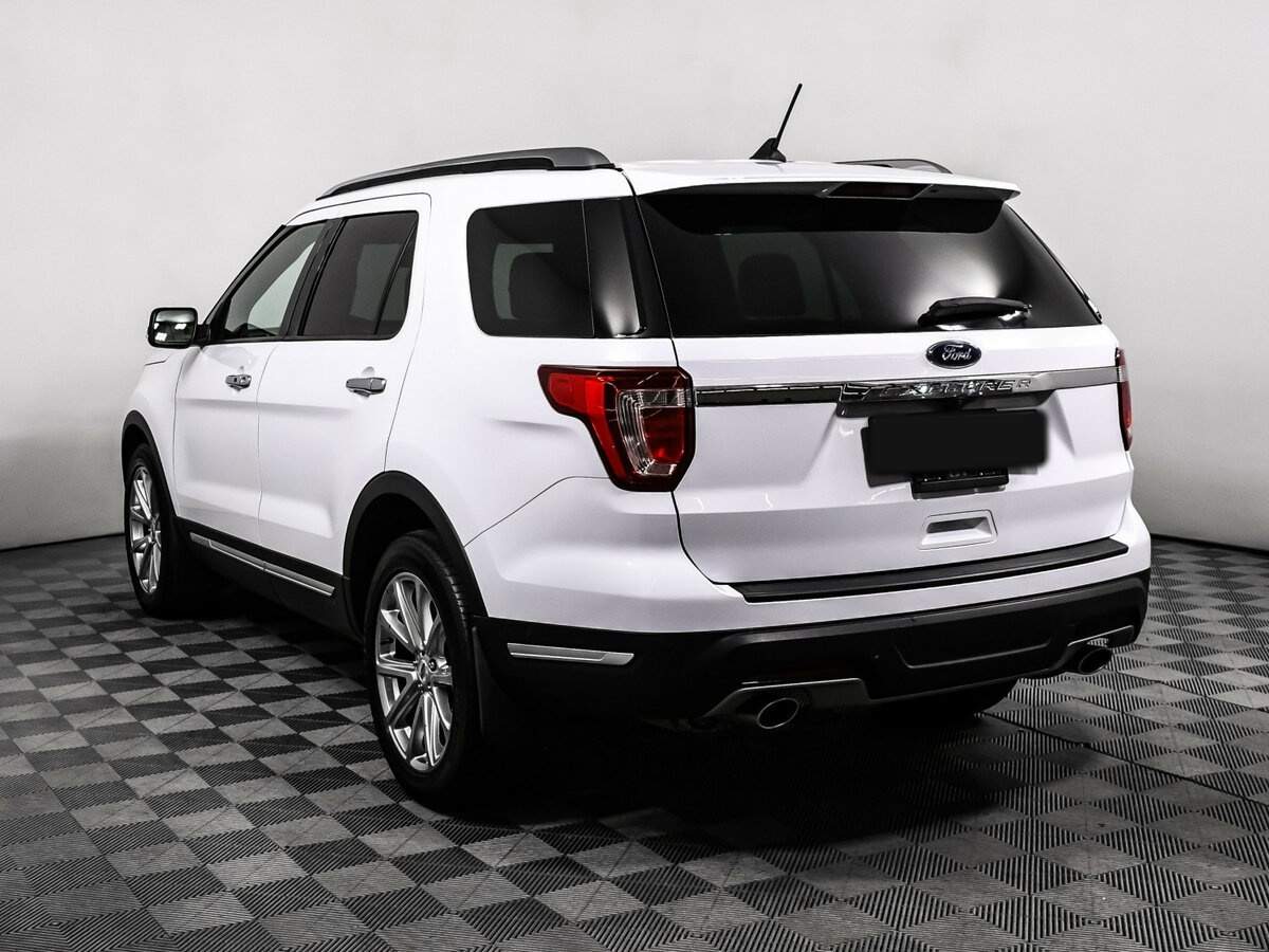 Купить Ford Explorer с пробегом. Фото: #6