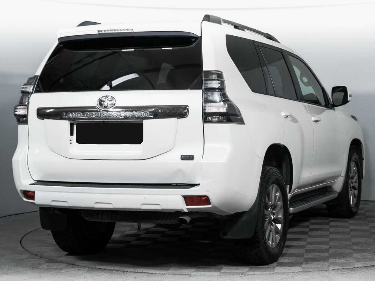 Купить Toyota Land Cruiser Prado с пробегом. Фото: #4
