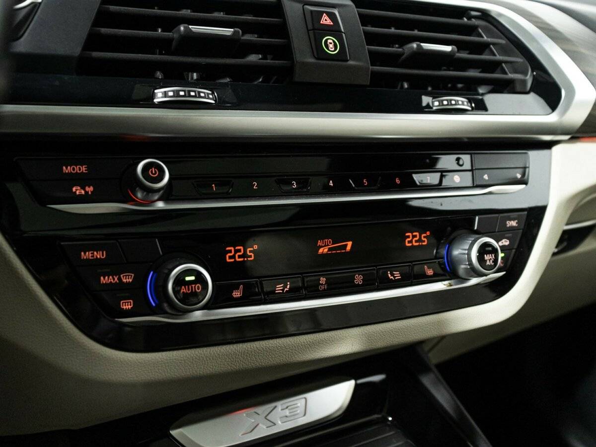 Купить BMW X3 с пробегом. Фото: #17