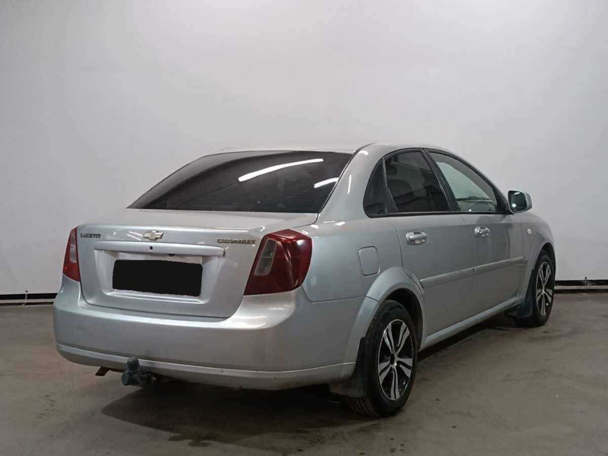 Купить Chevrolet Lacetti с пробегом. Фото: #4