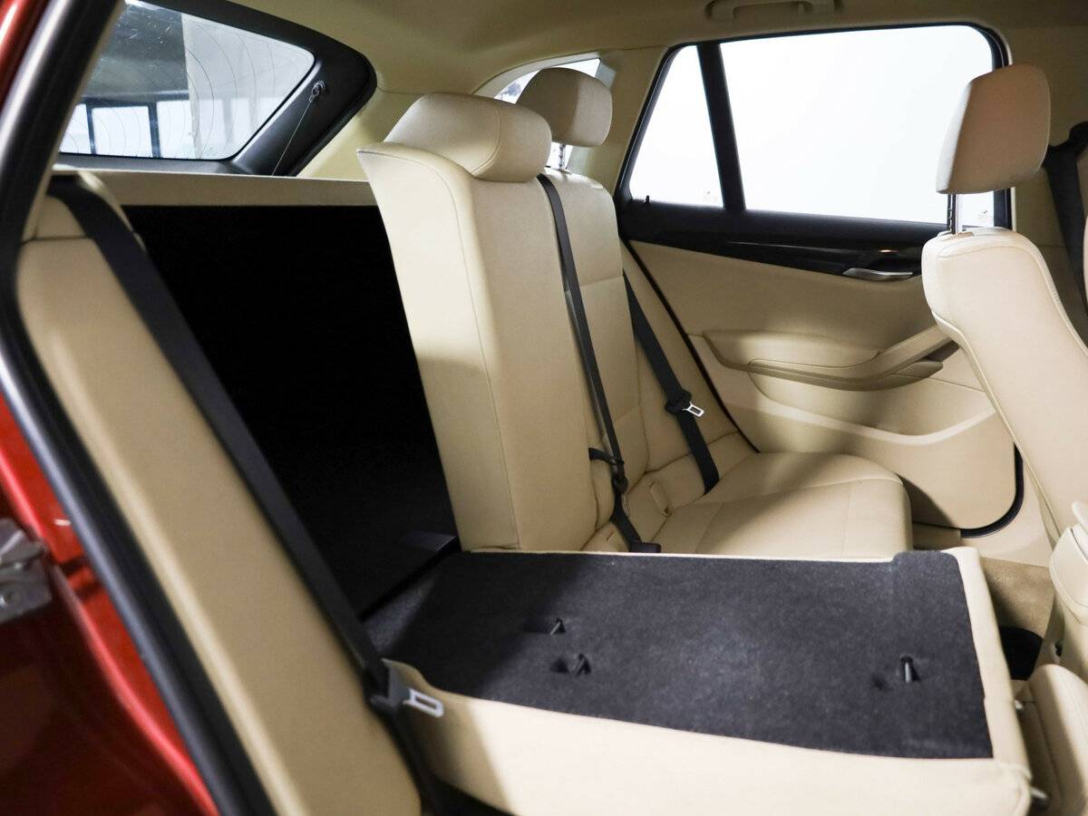 Купить BMW X1 с пробегом. Фото: #11