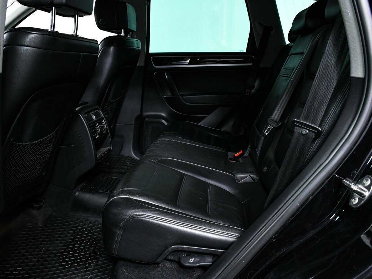 Купить Volkswagen Touareg с пробегом. Фото: #11