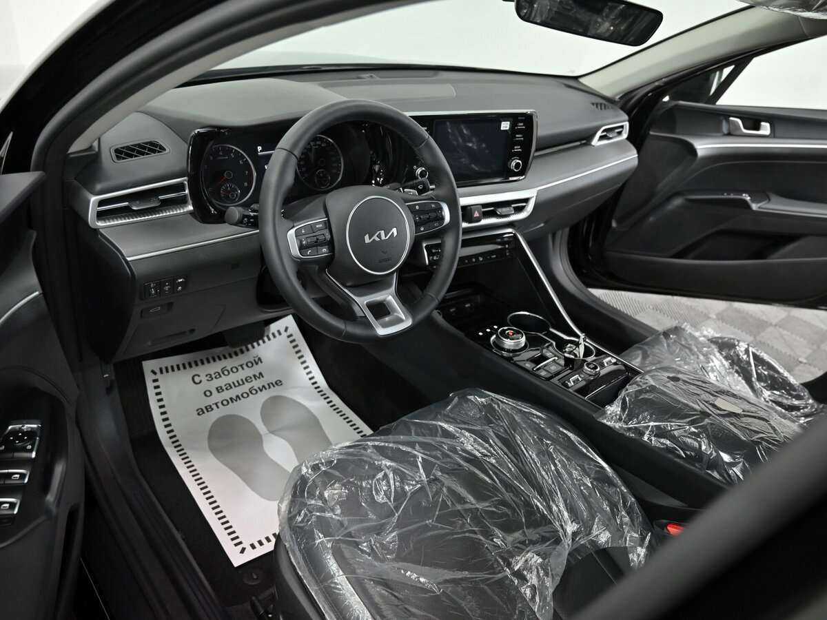 Купить Kia K5 с пробегом. Фото: #18
