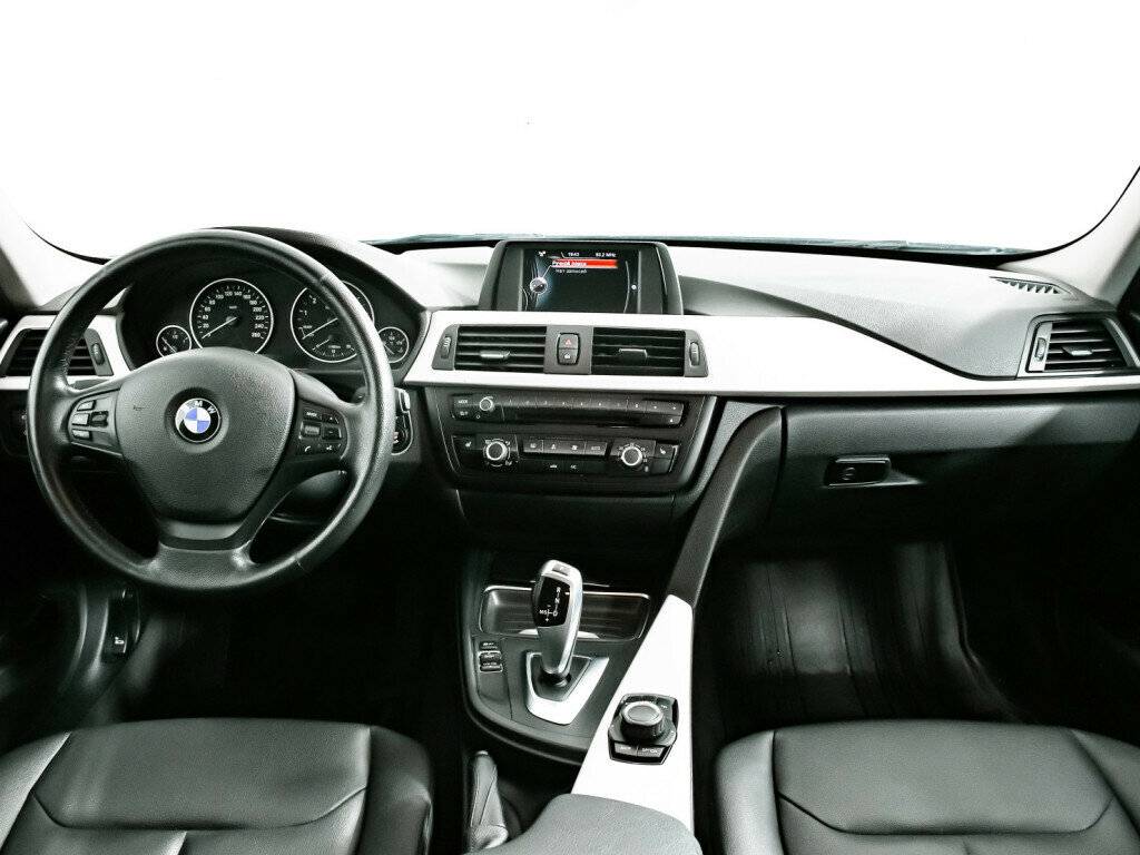 Купить BMW 3 серии с пробегом. Фото: #8