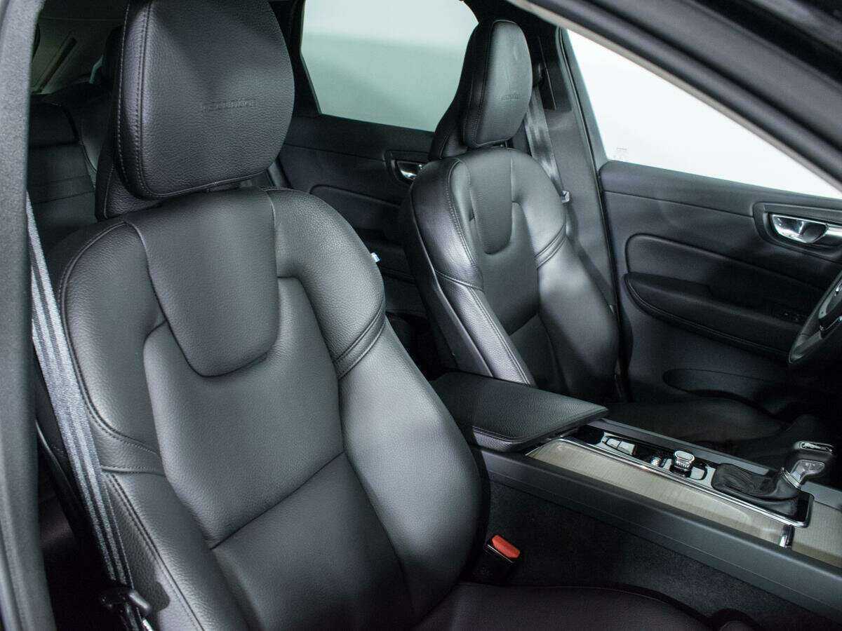 Купить Volvo XC60 с пробегом. Фото: #12