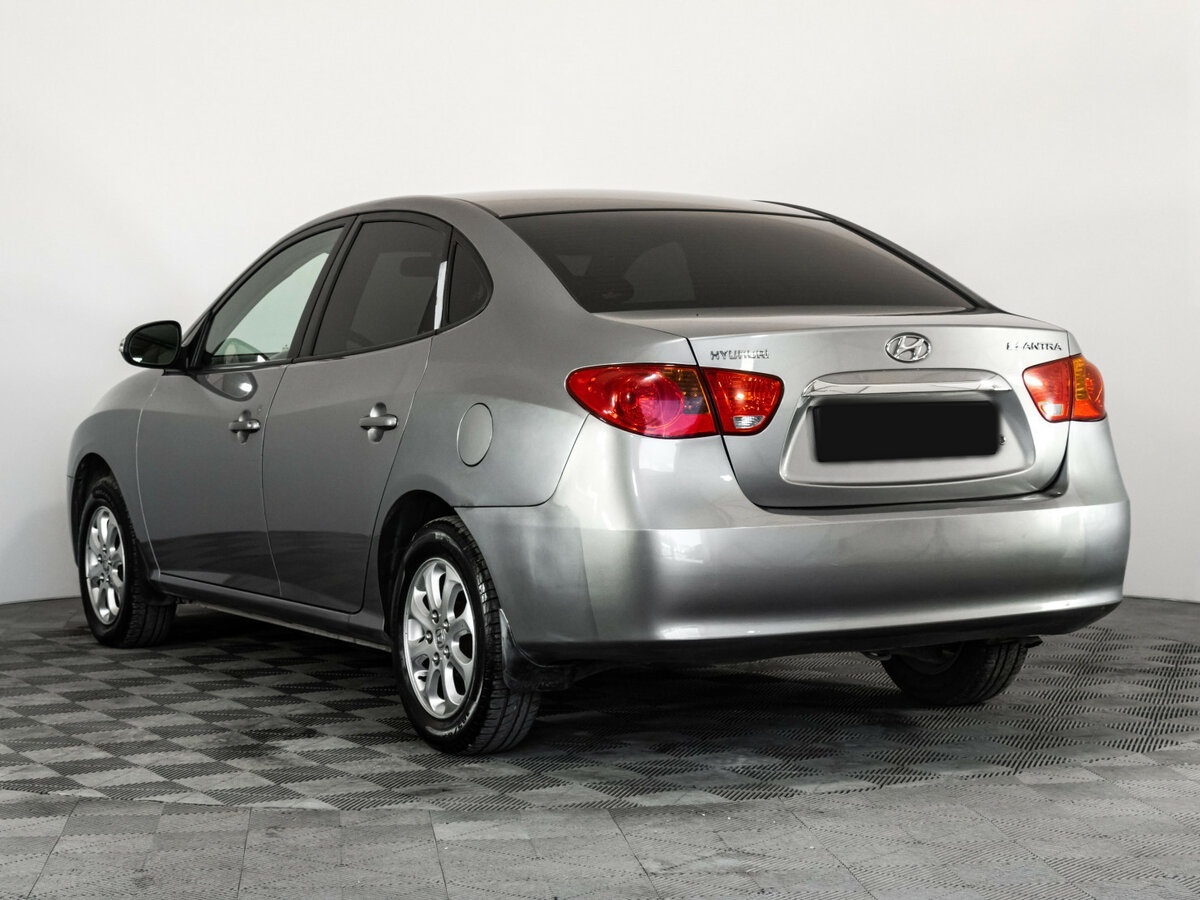 Купить Hyundai Elantra с пробегом. Фото: #5
