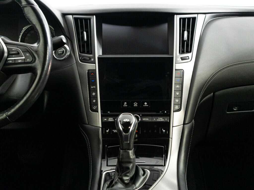 Купить Infiniti Q50 с пробегом. Фото: #13