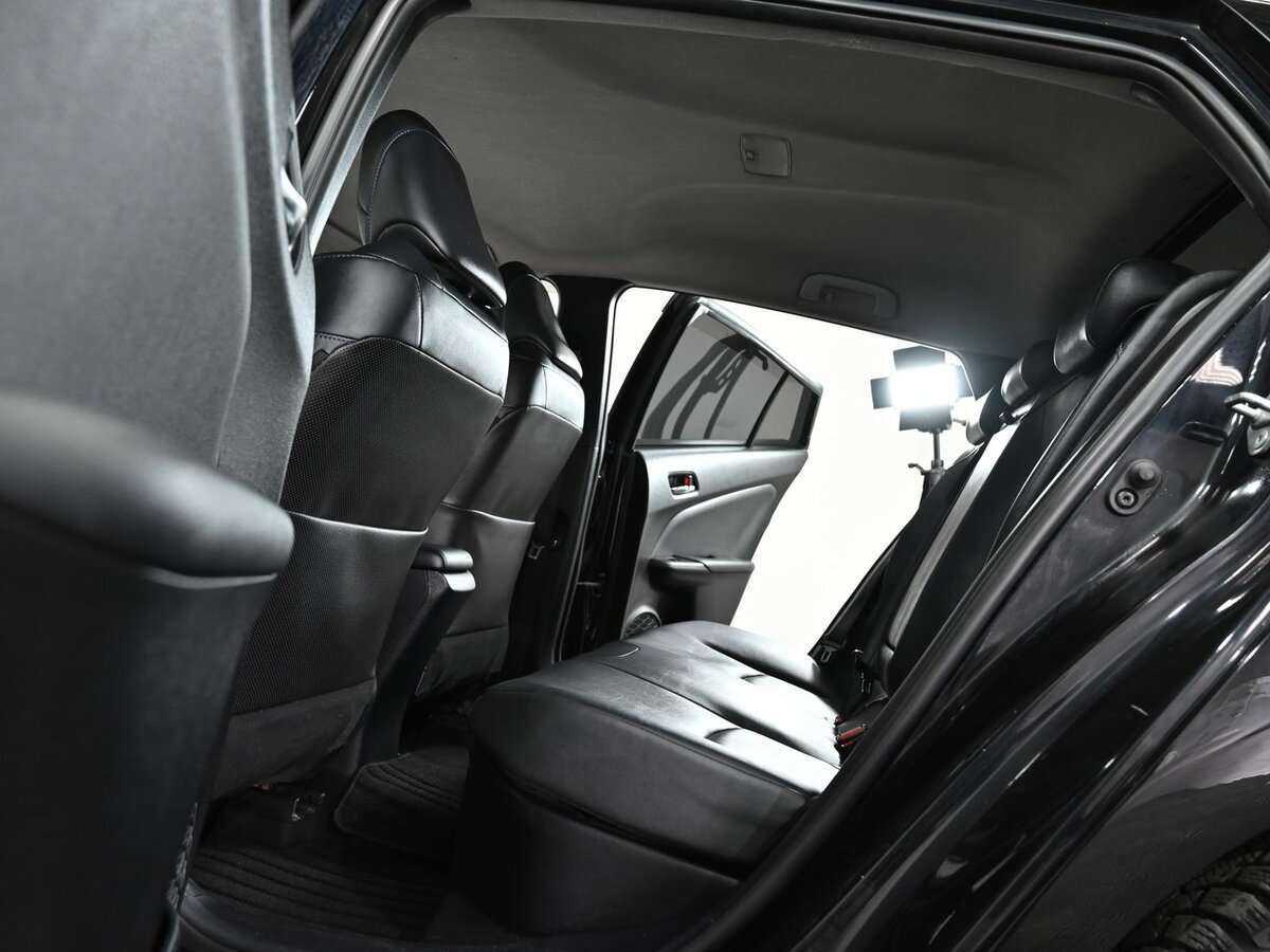 Купить Toyota Prius с пробегом. Фото: #13