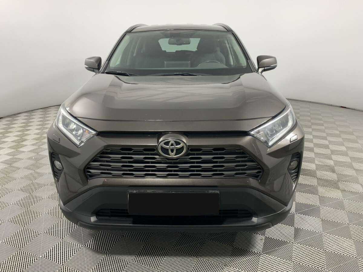 Купить Toyota RAV4 с пробегом. Фото: #1