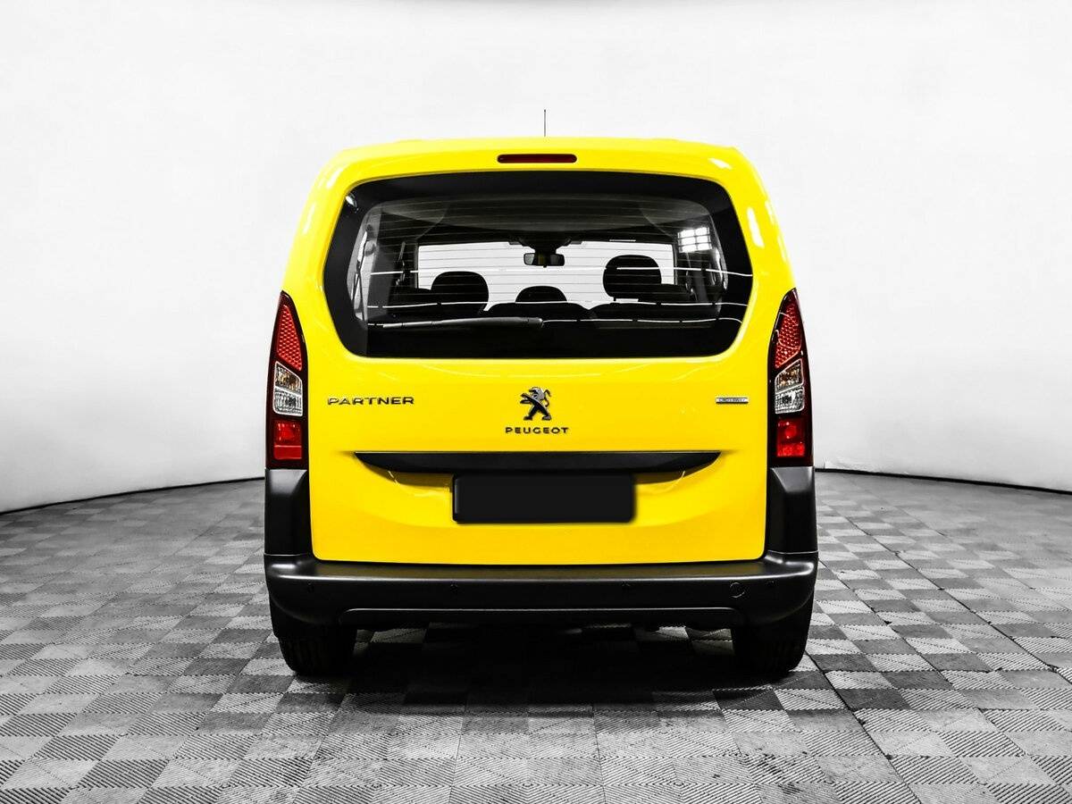 Купить Peugeot Partner с пробегом. Фото: #4
