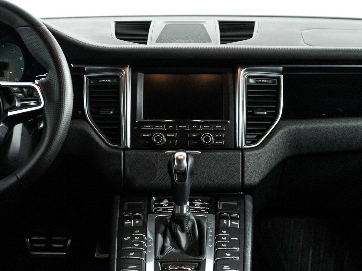 Купить Porsche Macan с пробегом. Фото: #13