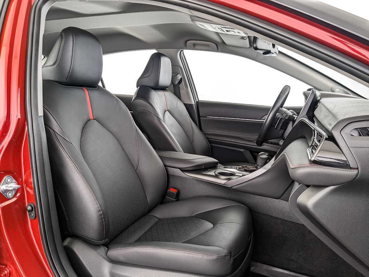 Купить Toyota Camry с пробегом. Фото: #21