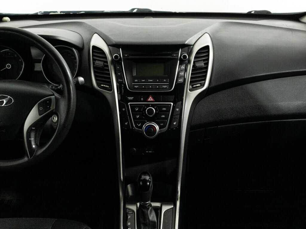 Купить Hyundai i30 с пробегом. Фото: #13