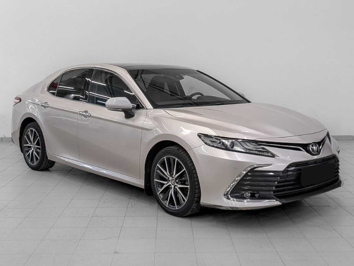 Купить Toyota Camry с пробегом. Фото: #2