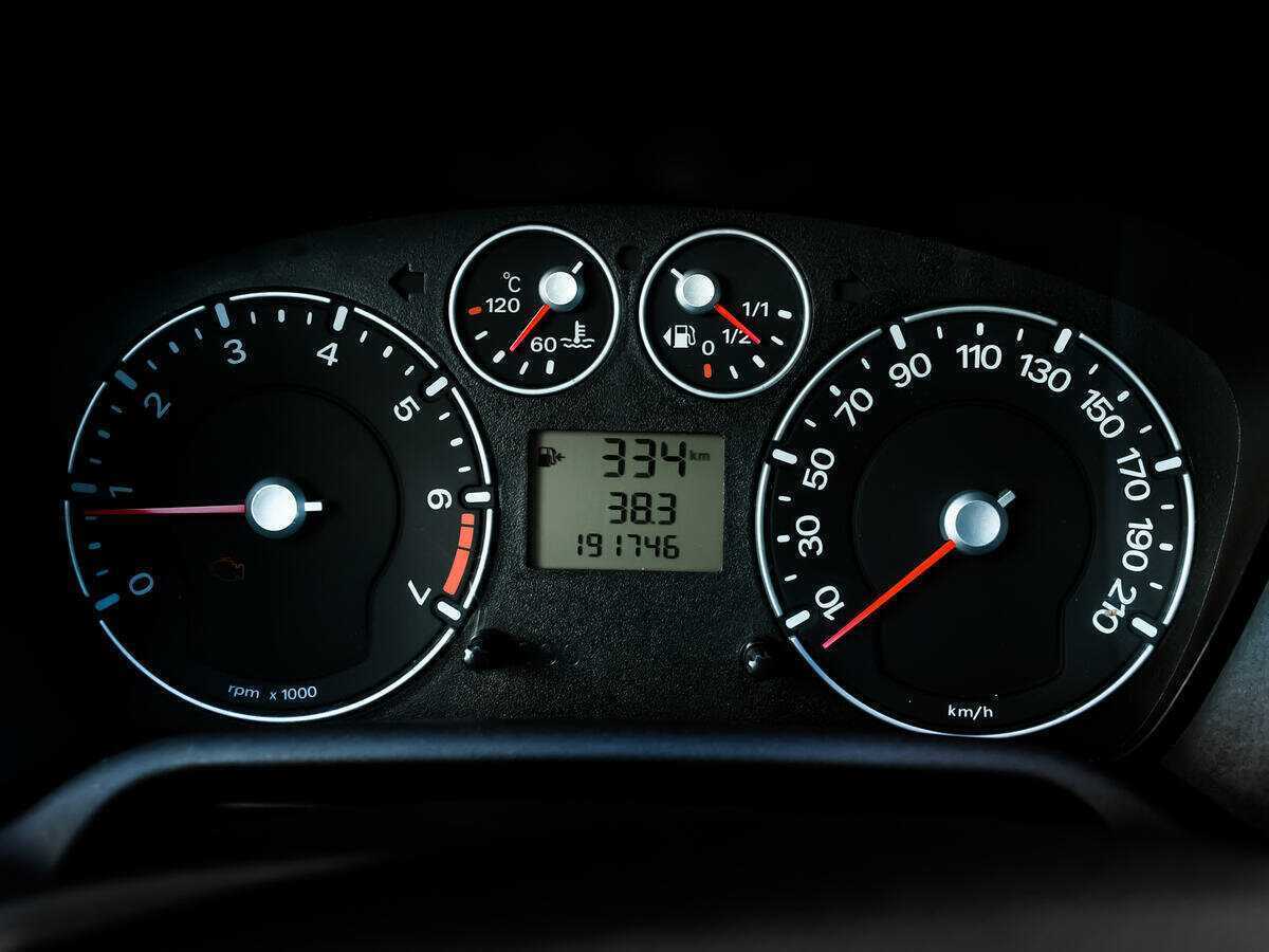 Купить Ford Fusion с пробегом. Фото: #8