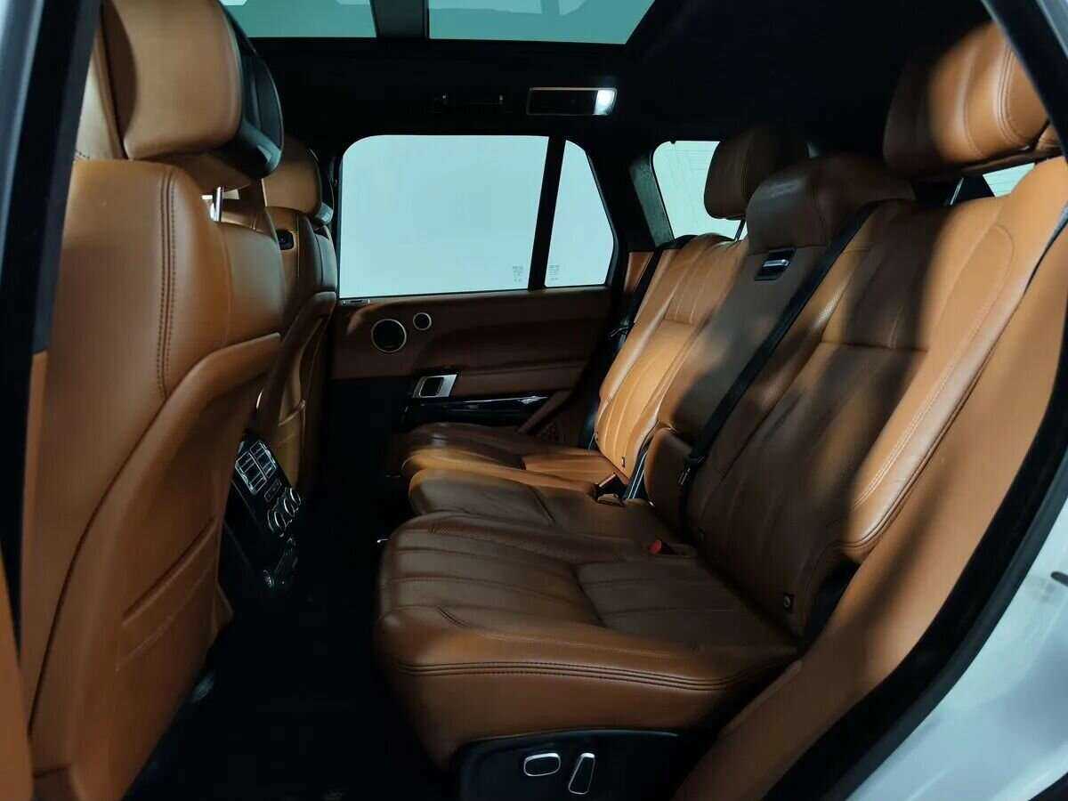 Купить Land Rover Range Rover с пробегом. Фото: #10