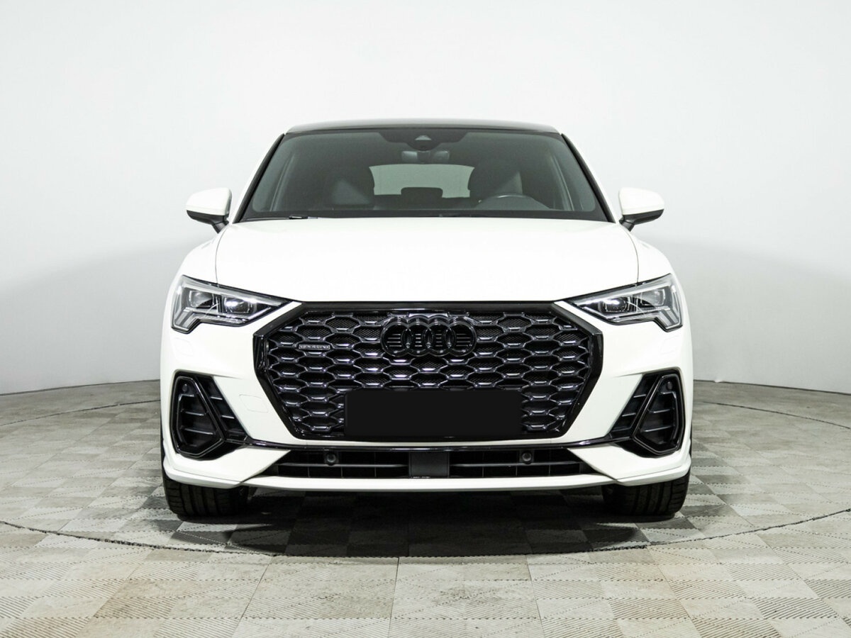 Купить Audi Q3 Sportback с пробегом. Фото: #1
