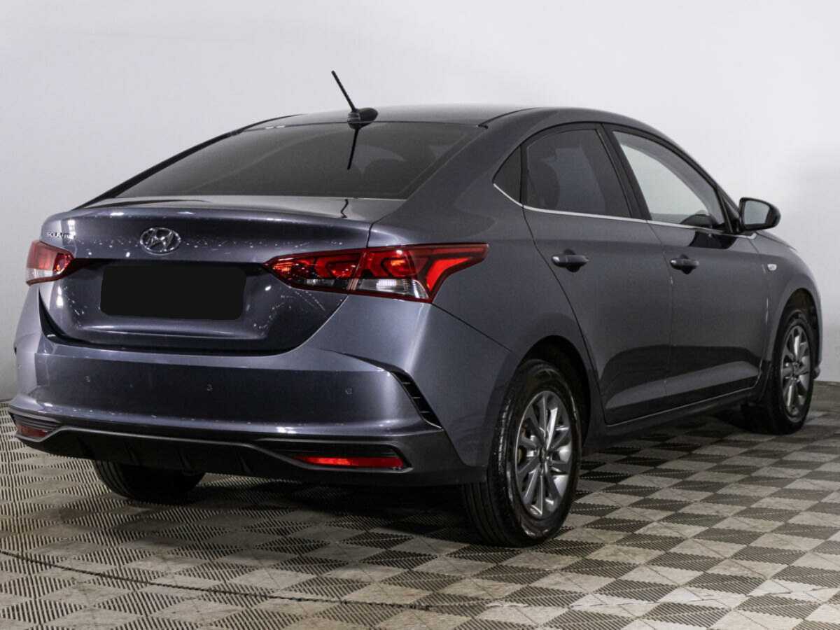 Купить Hyundai Solaris с пробегом. Фото: #4