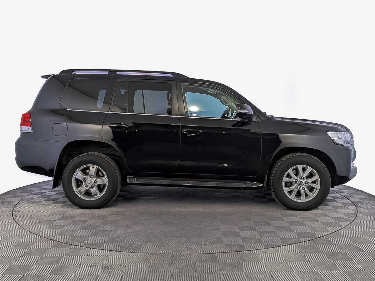 Купить Toyota Land Cruiser с пробегом. Фото: #3