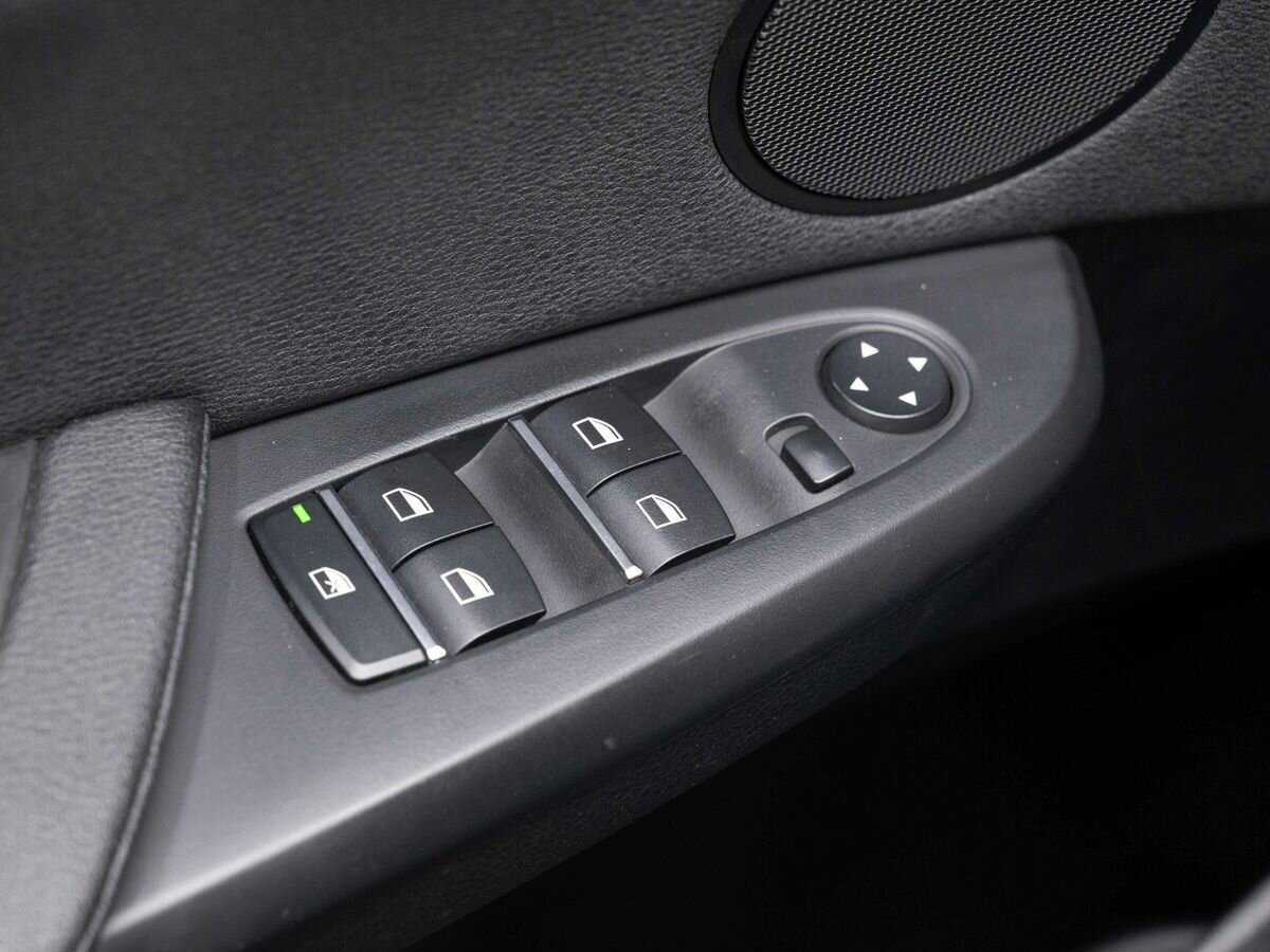 Купить BMW X3 с пробегом. Фото: #17