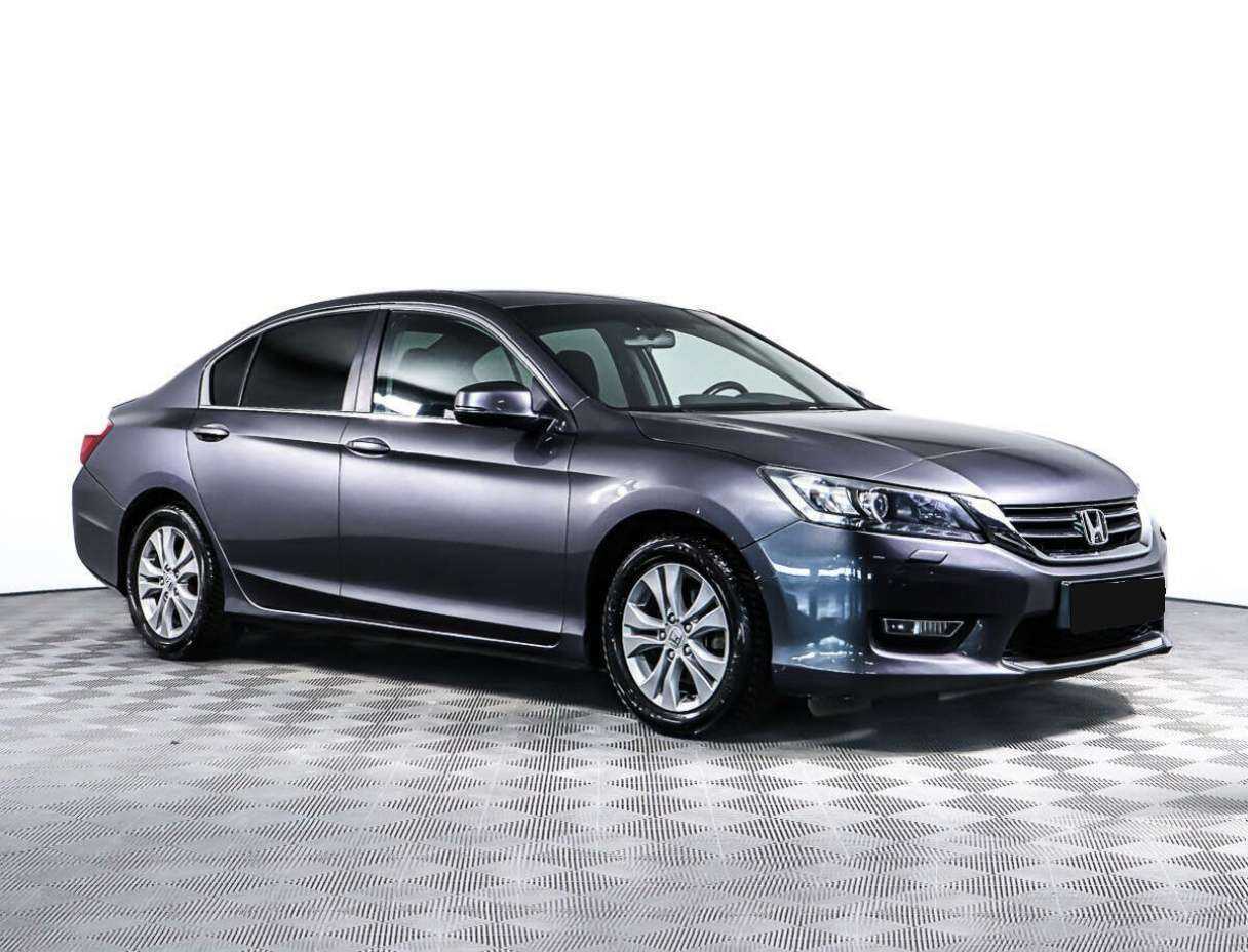 Купить Honda Accord с пробегом. Фото: #1