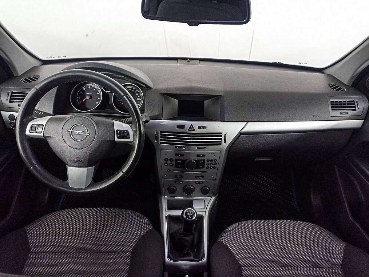 Купить Opel Astra с пробегом. Фото: #11