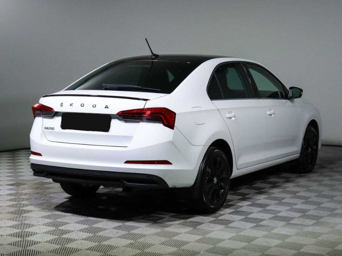 Купить Skoda Rapid с пробегом. Фото: #4