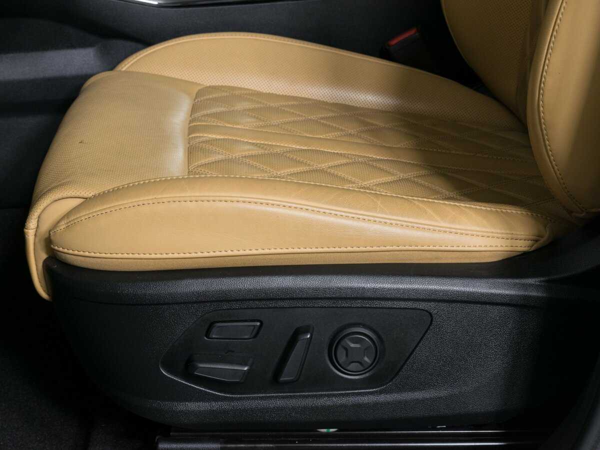 Купить Kia Sorento с пробегом. Фото: #18