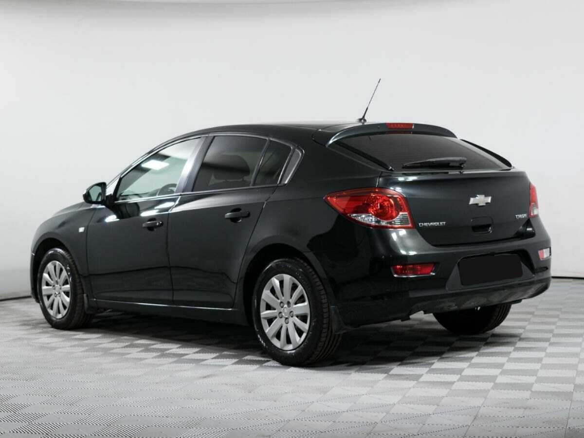 Купить Chevrolet Cruze с пробегом. Фото: #5