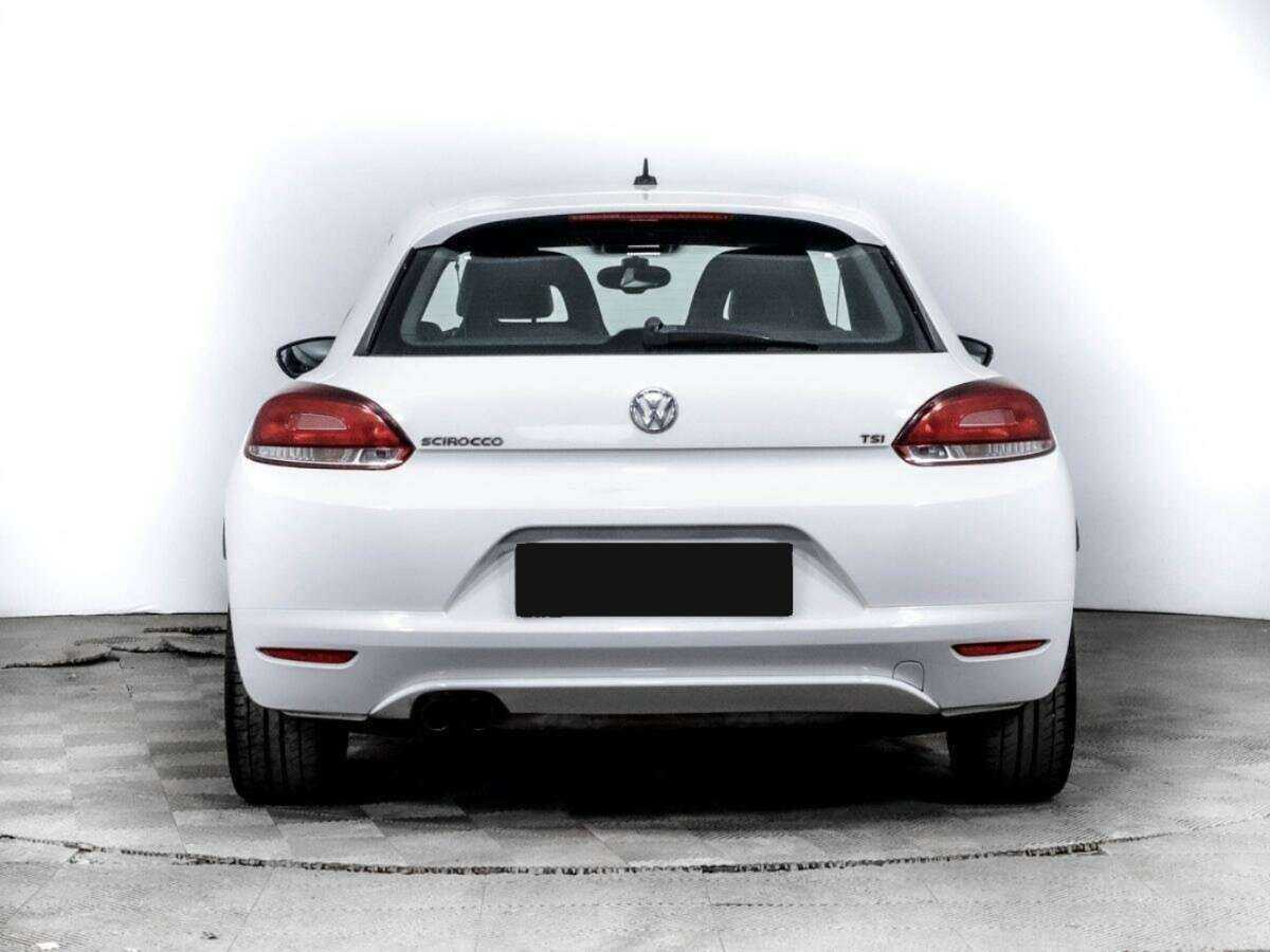 Купить Volkswagen Scirocco с пробегом. Фото: #4