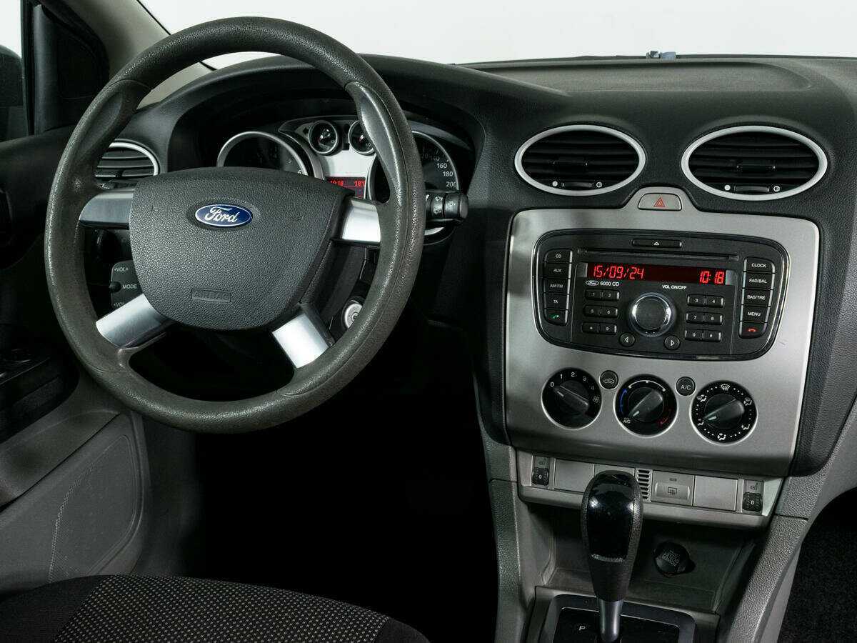 Купить Ford Focus с пробегом. Фото: #10