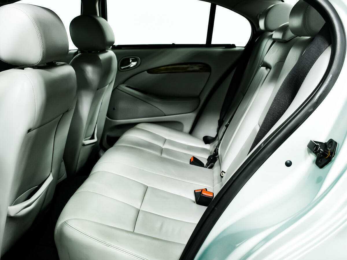 Купить Jaguar S-Type с пробегом. Фото: #11