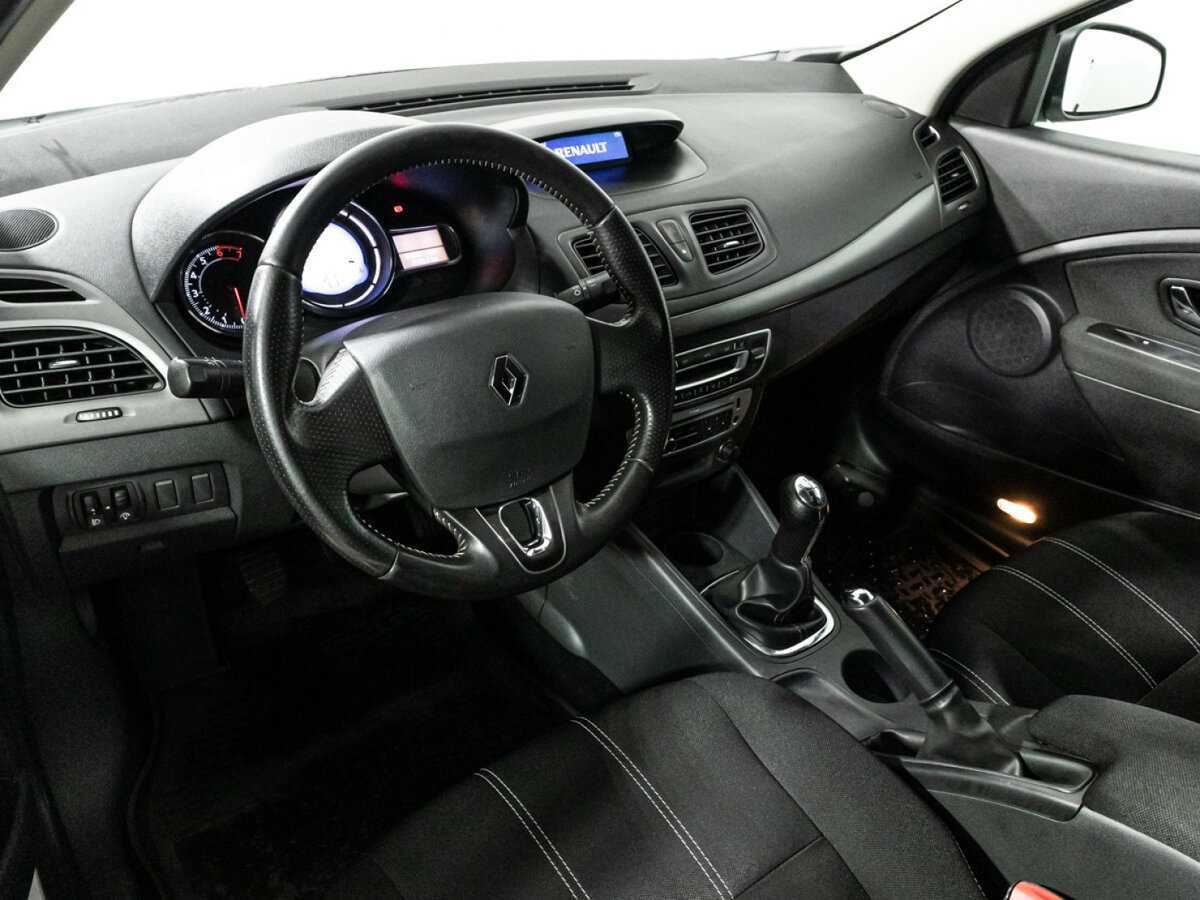 Купить Renault Megane с пробегом. Фото: #10