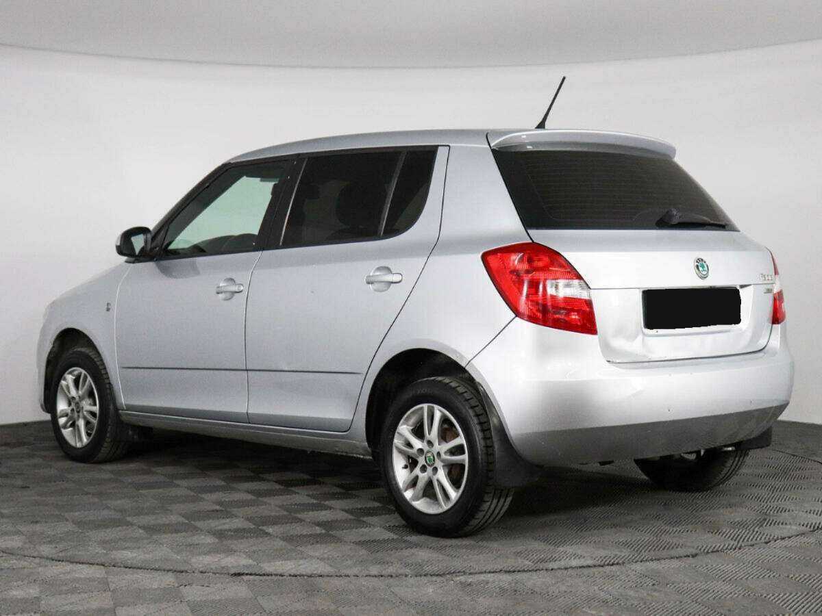 Купить Skoda Fabia с пробегом. Фото: #3