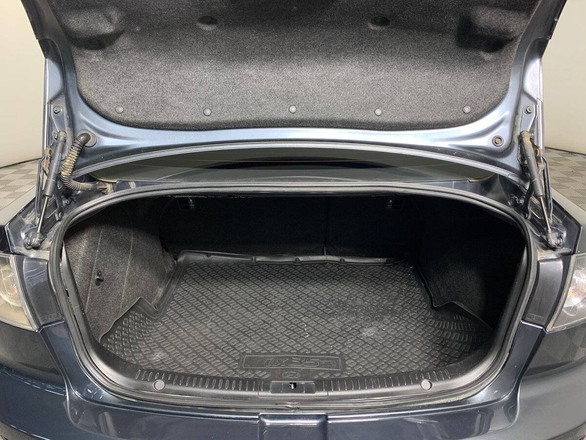 Купить Mazda 3 с пробегом. Фото: #18