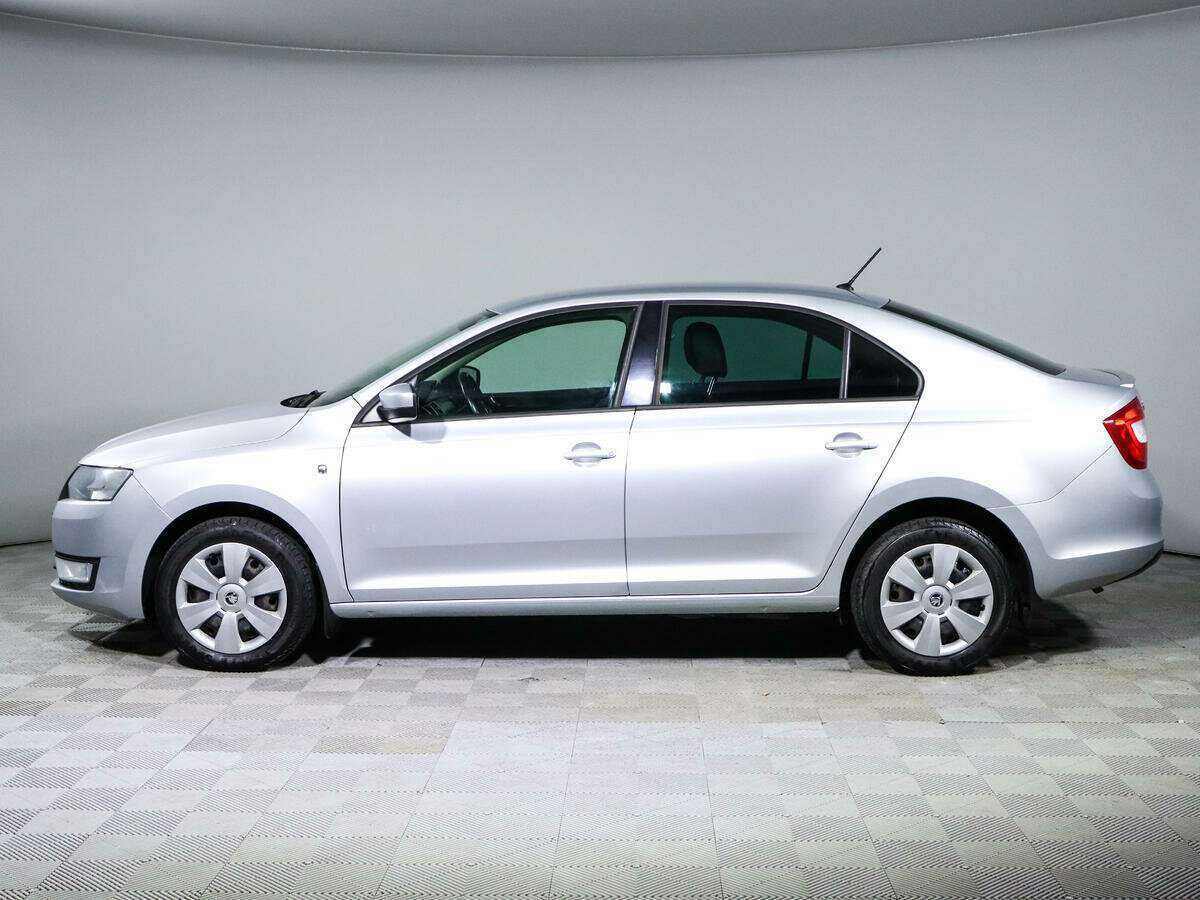 Купить Skoda Rapid с пробегом. Фото: #6