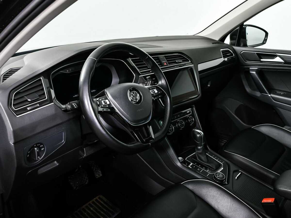 Купить Volkswagen Tiguan с пробегом. Фото: #10