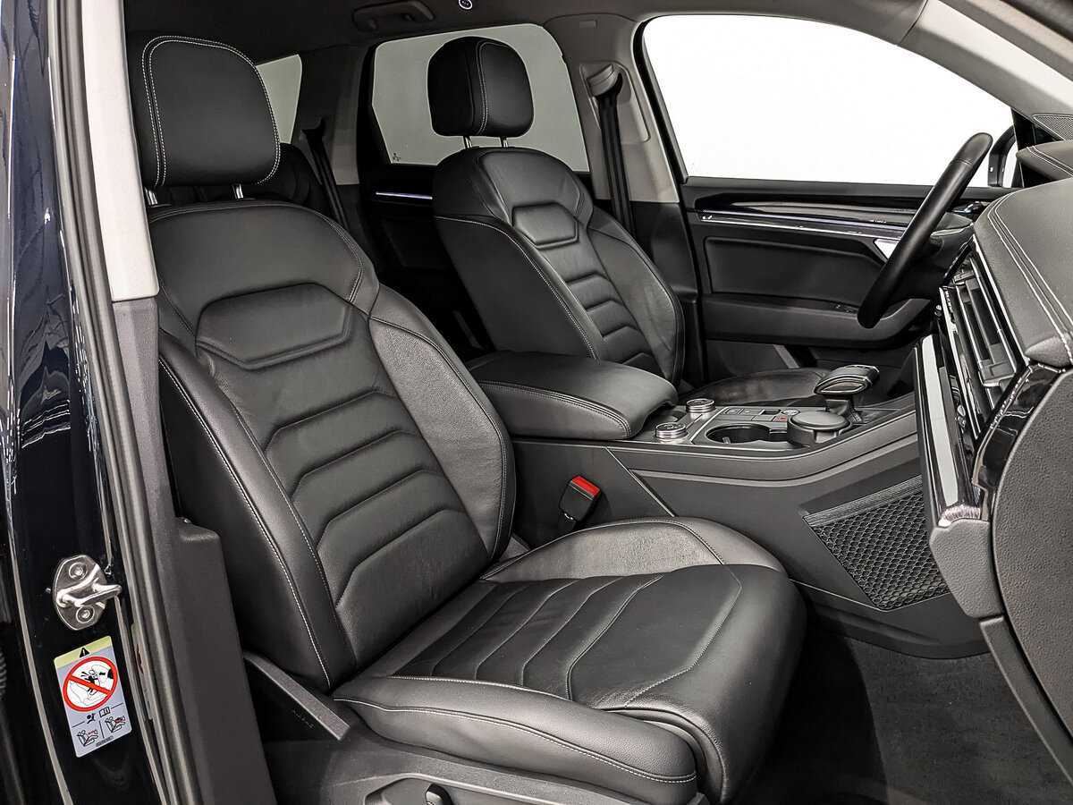 Купить Volkswagen Touareg с пробегом. Фото: #23
