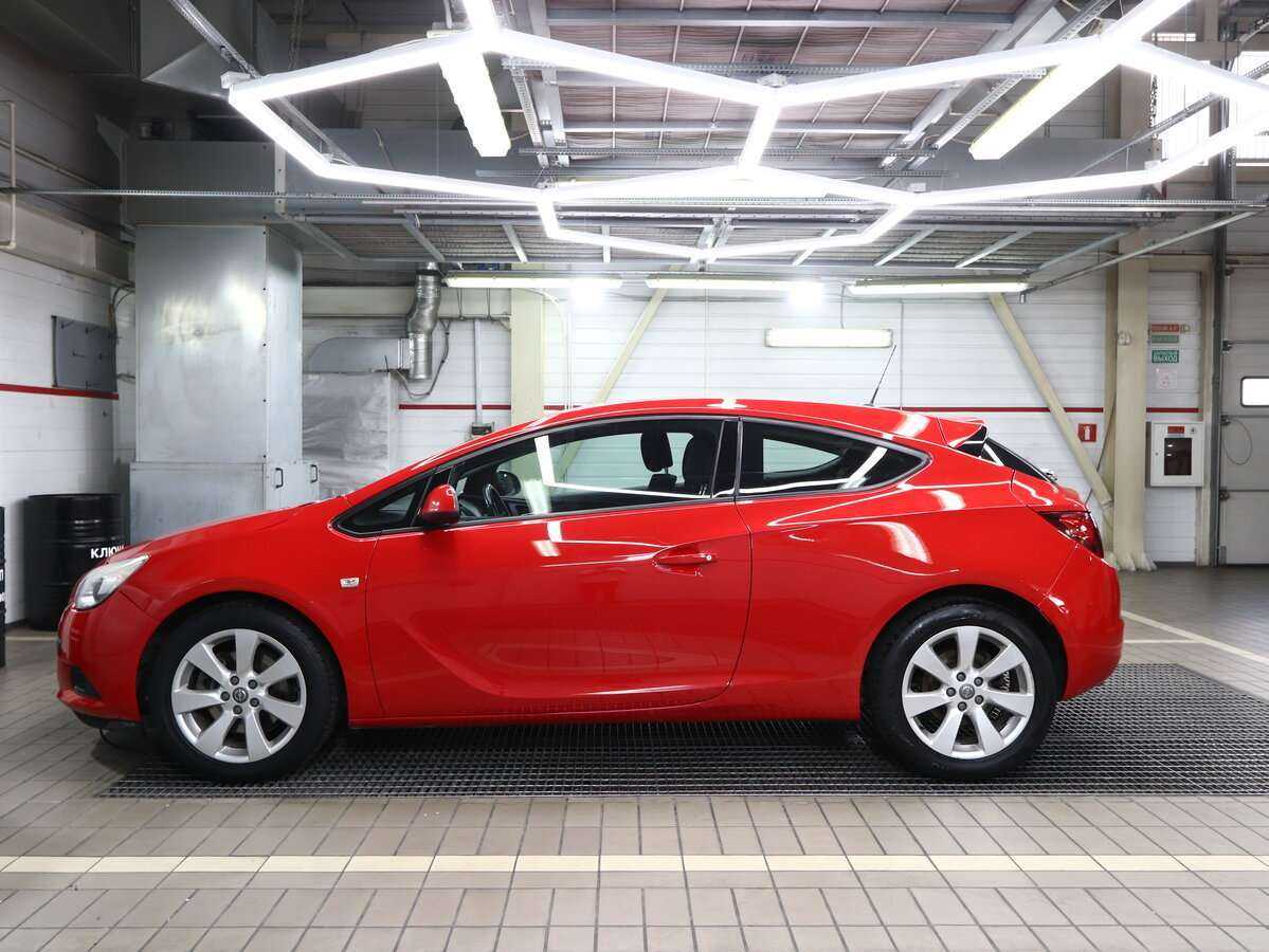 Купить Opel Astra с пробегом. Фото: #4