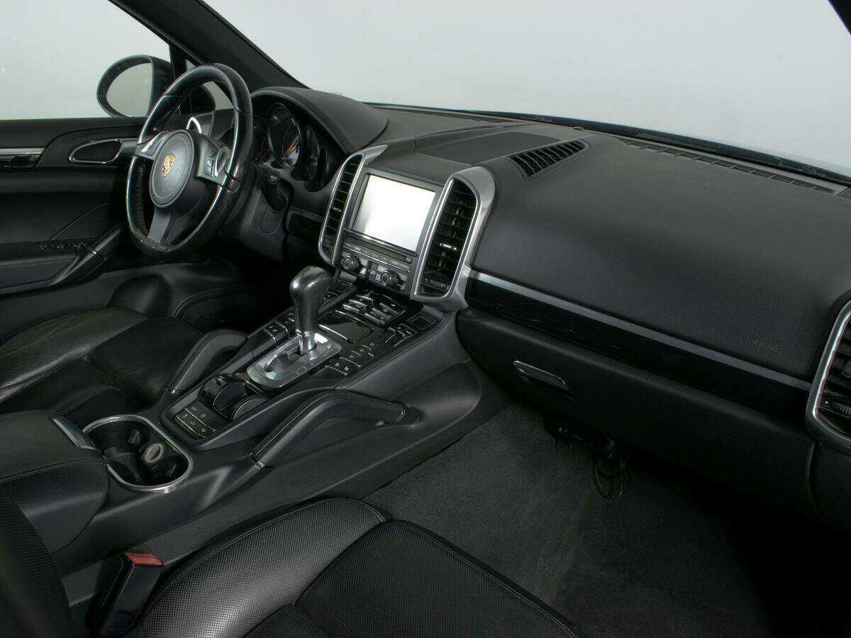 Купить Porsche Cayenne с пробегом. Фото: #7