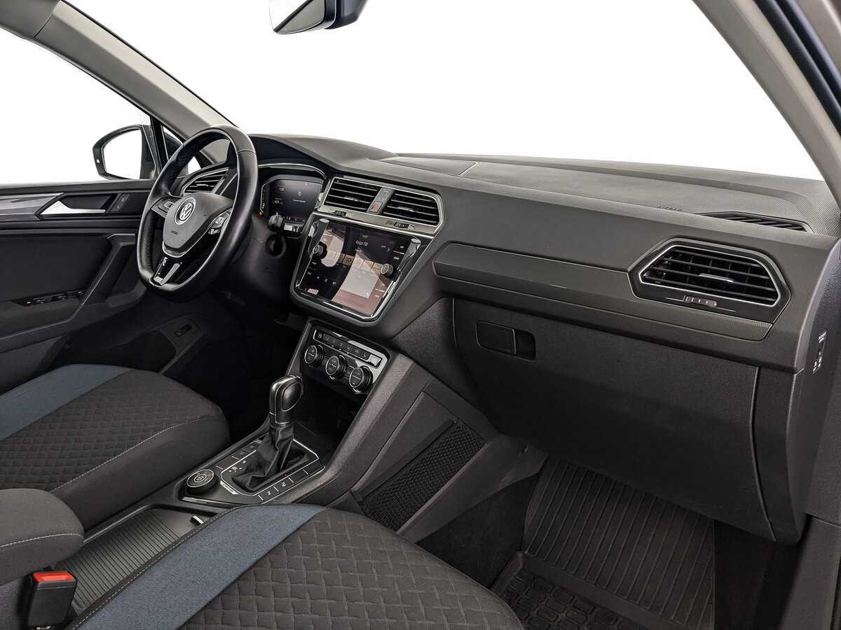 Купить Volkswagen Tiguan с пробегом. Фото: #8