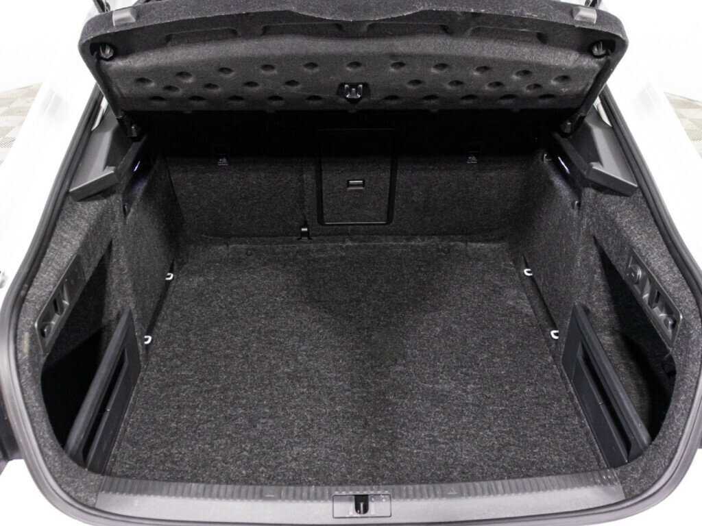 Купить Skoda Superb с пробегом. Фото: #14