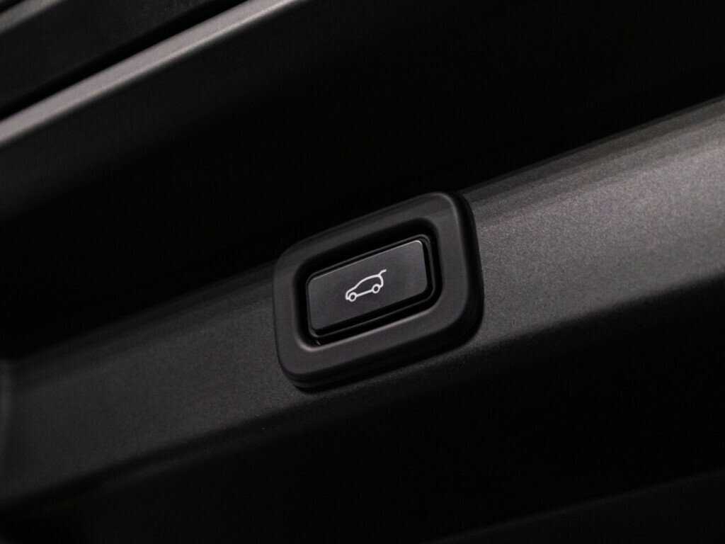 Купить Land Rover Range Rover Sport с пробегом. Фото: #13