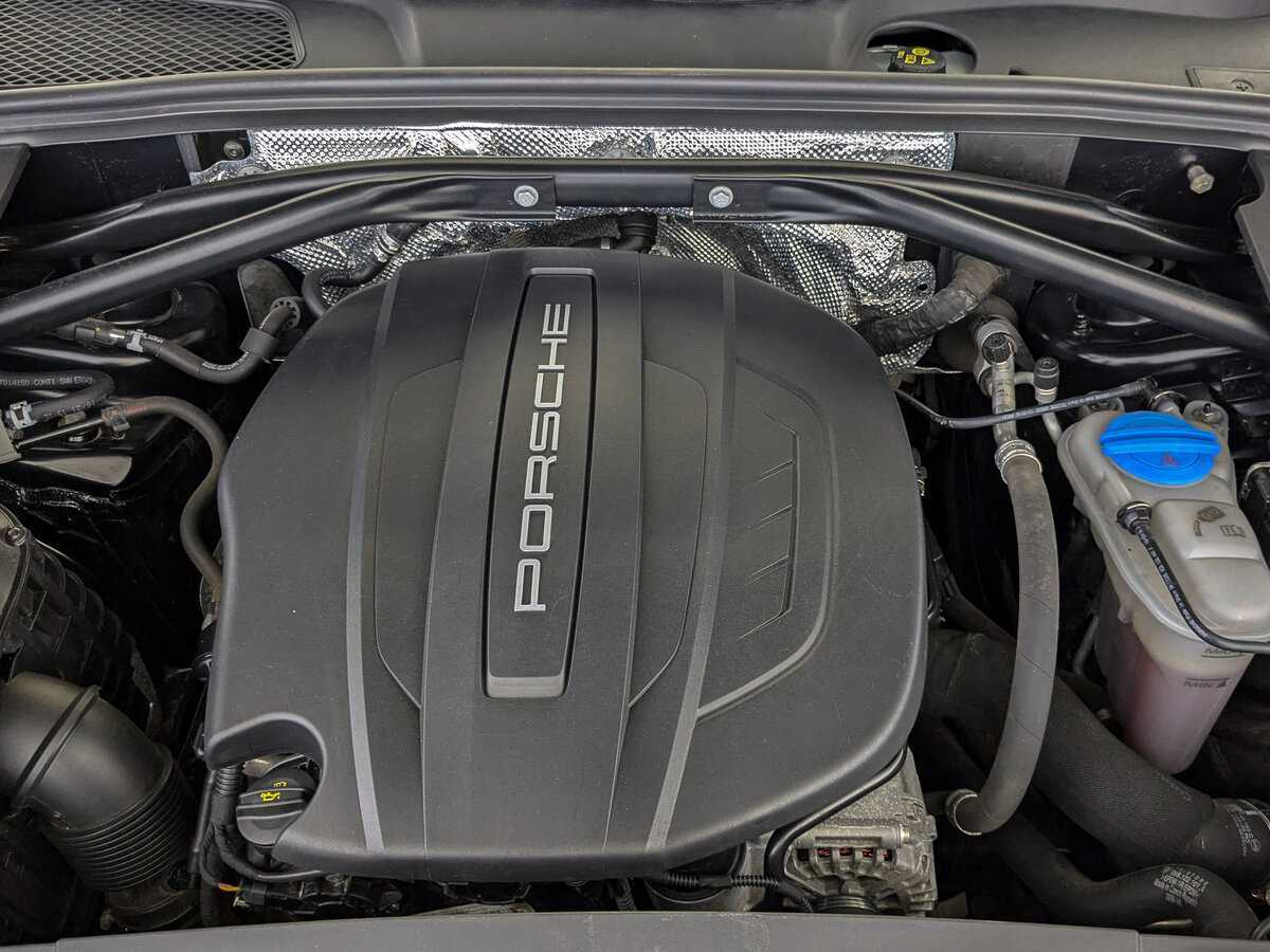 Купить Porsche Macan с пробегом. Фото: #8