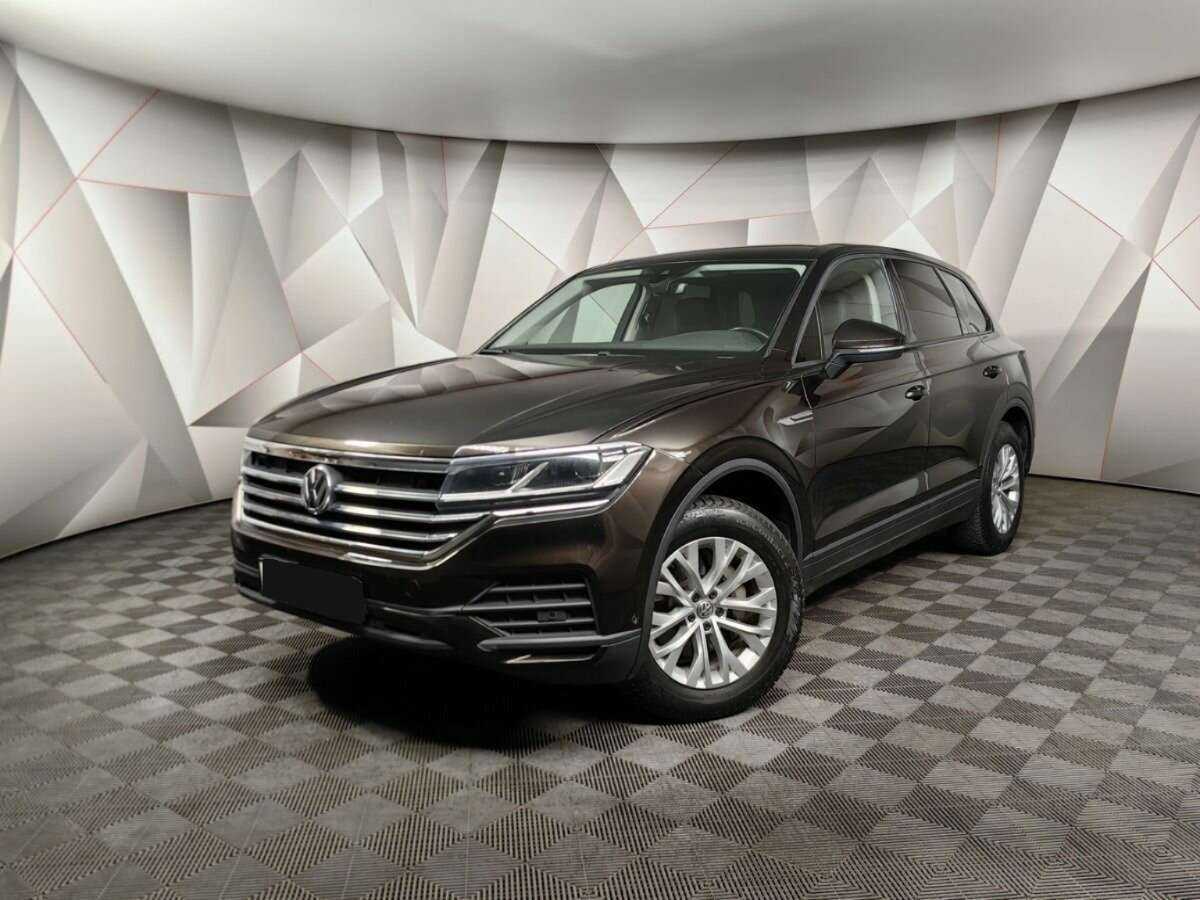 Купить Volkswagen Touareg с пробегом. Фото: #0