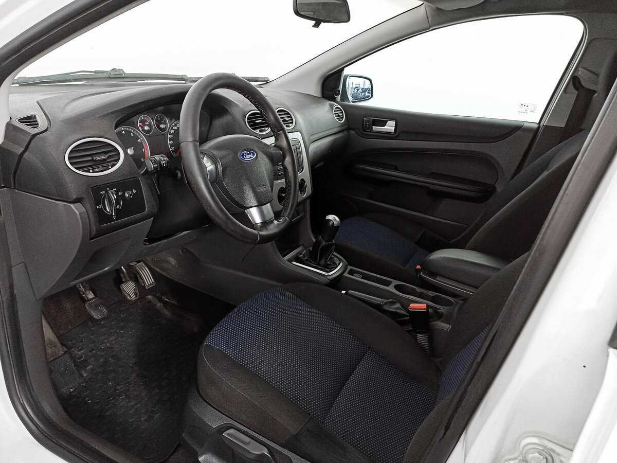 Купить Ford Focus с пробегом. Фото: #11
