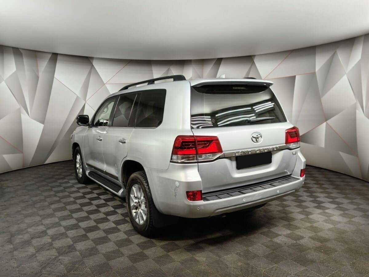 Купить Toyota Land Cruiser с пробегом. Фото: #3