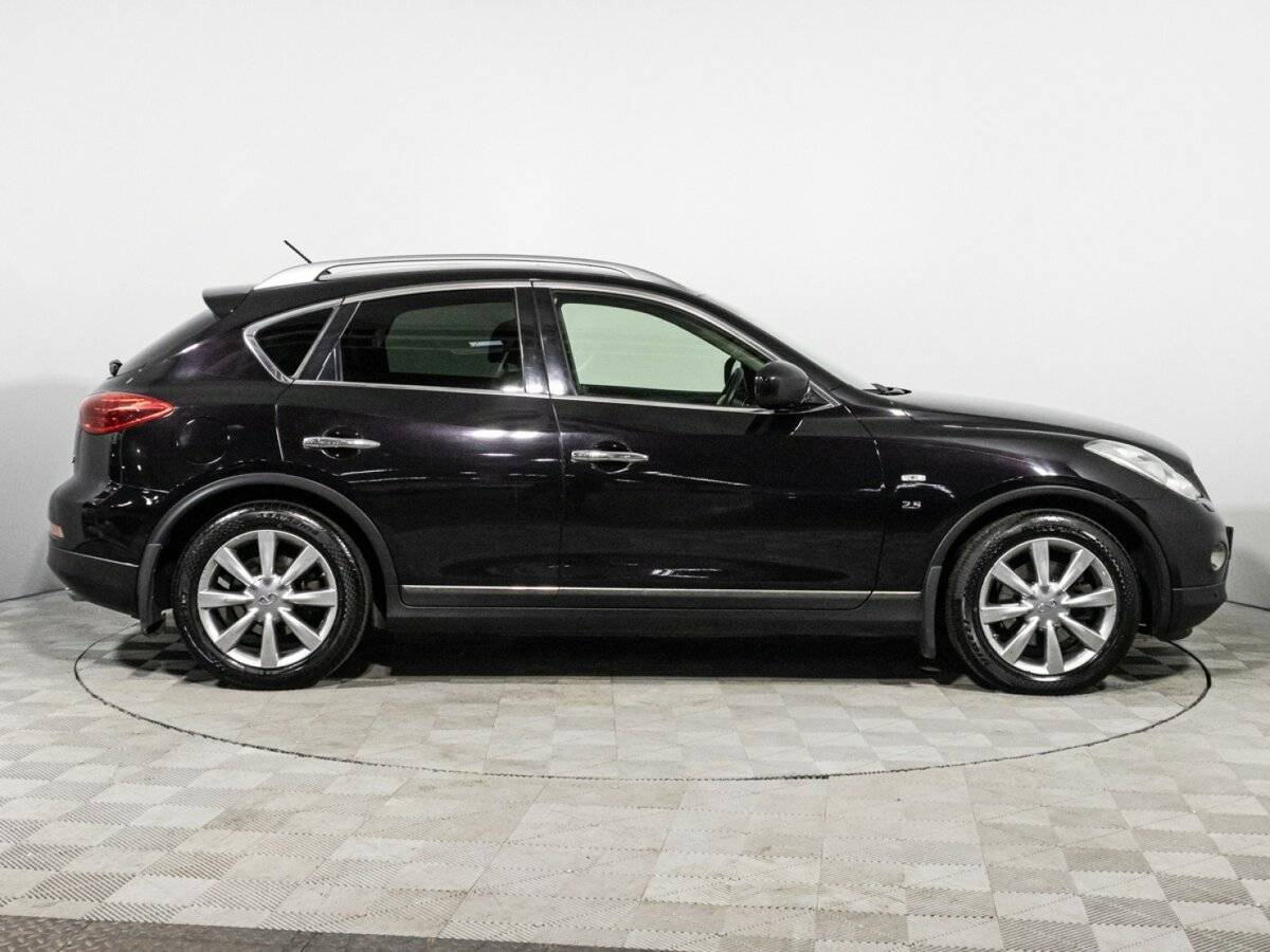 Купить Infiniti QX50 с пробегом. Фото: #3